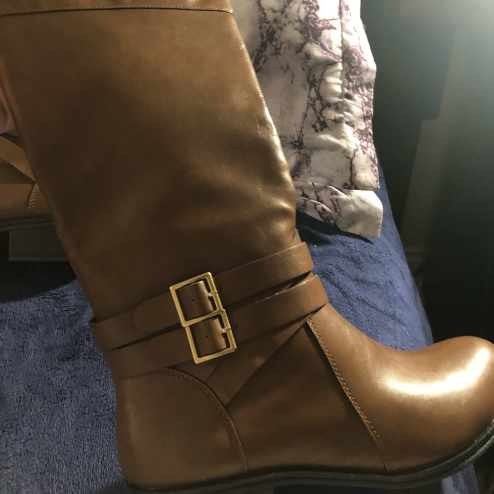 Brown boots